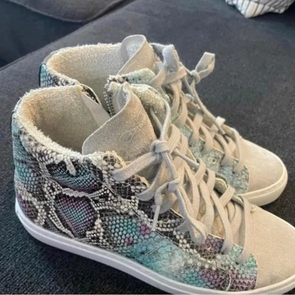 P448 Python Star high tops - Picture 2 of 5